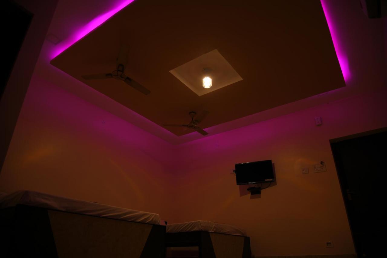 Sivamurugan Residency Bhavani Luaran gambar