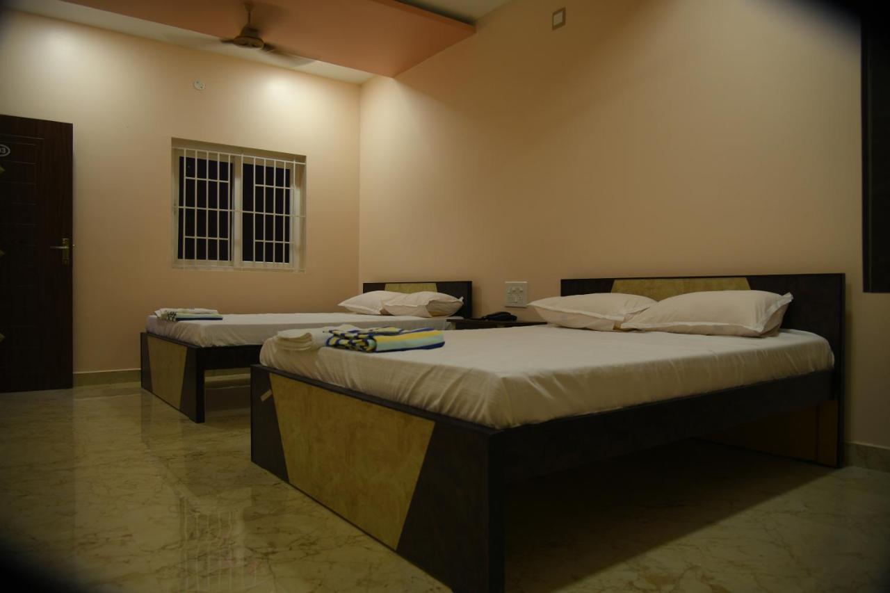 Sivamurugan Residency Bhavani Luaran gambar